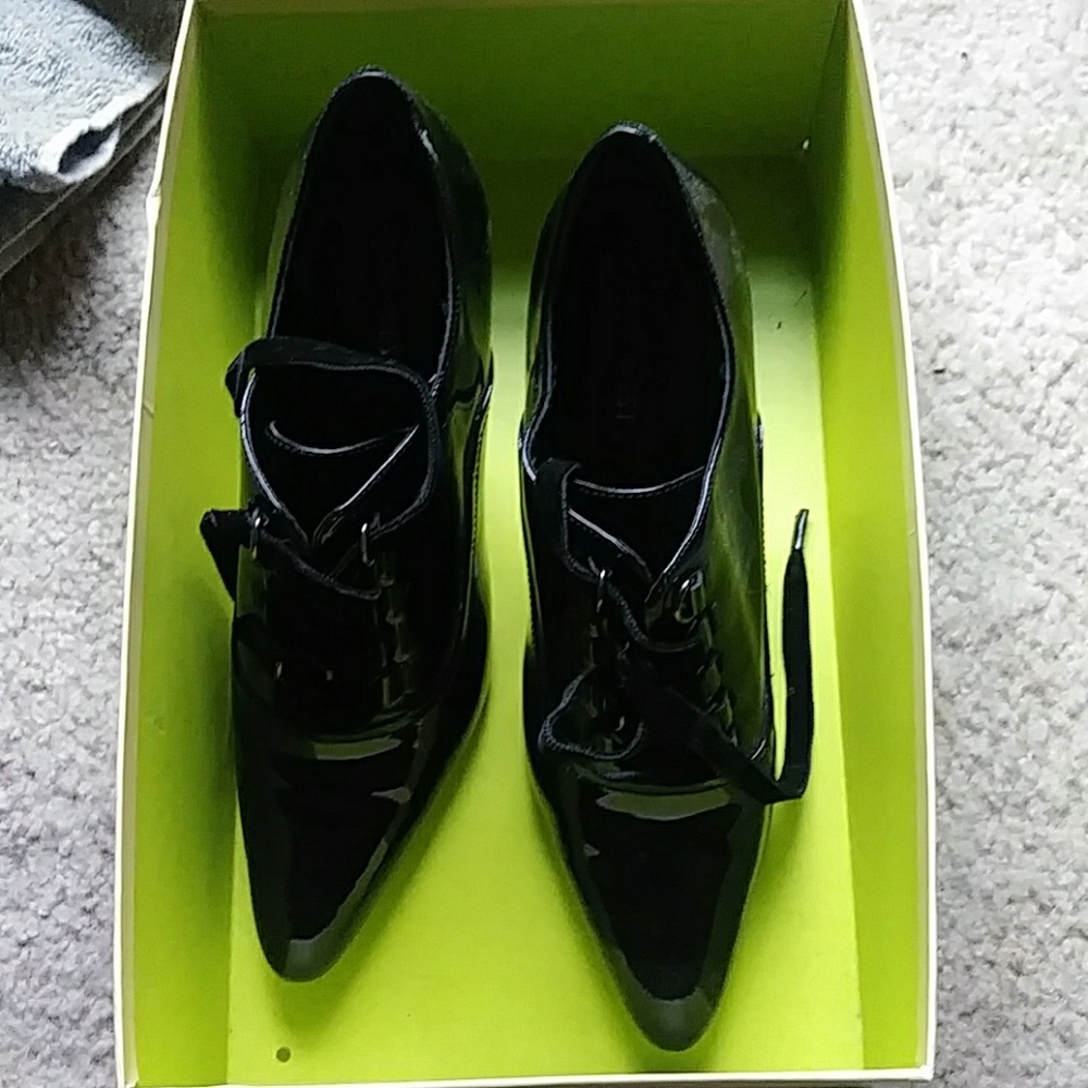 Heel boot